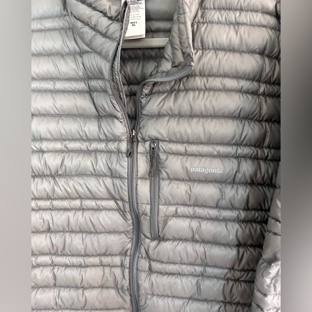 Men’s down Patagonia jacket, size xxl - Picture 2 of 6